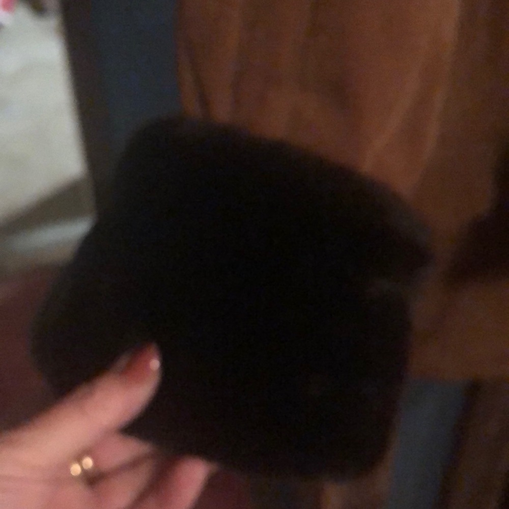 Coat - Picture 7 of 7